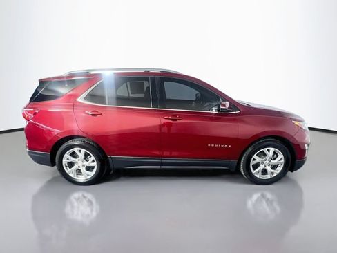 Used 2018 Chevrolet Equinox LT FWD image 9
