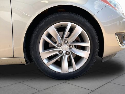 Used 2015 Buick Regal FWD image 12