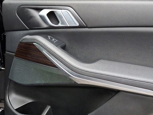 Used 2019 BMW X5 xDrive40i w/ Convenience Package image 14