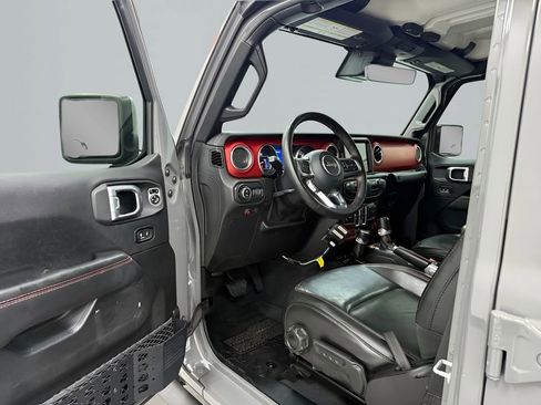 Used 2020 Jeep Gladiator Rubicon AWD/4WD image 9