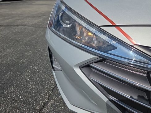 Used 2019 Hyundai Elantra Value Edition image 14