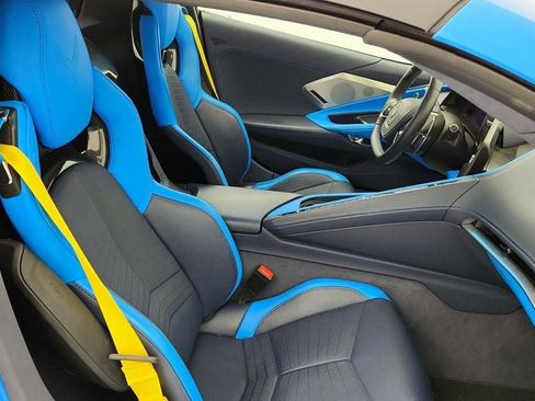 Used 2021 Chevrolet Corvette Stingray Premium Cpe w/ Z51 Performance Package image 27