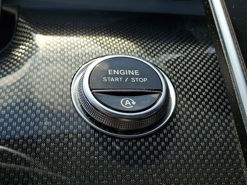 Certified 2024 Mercedes-Benz C 300 4MATIC Sedan image 23