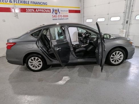 Used 2019 Nissan Sentra SV image 17