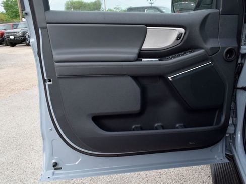 New 2026 Ford Expedition Active RWD image 19