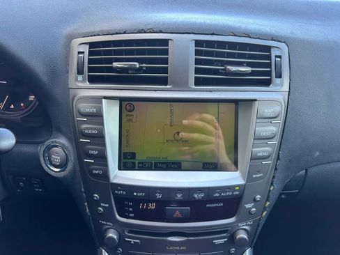 Used 2007 Lexus IS 350 RWD image 18