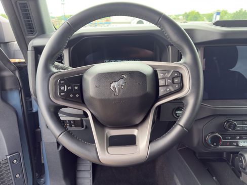 Used 2025 Ford Bronco Big Bend AWD/4WD image 6