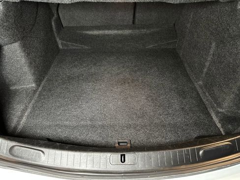 Used 2019 Chevrolet Impala LT image 21