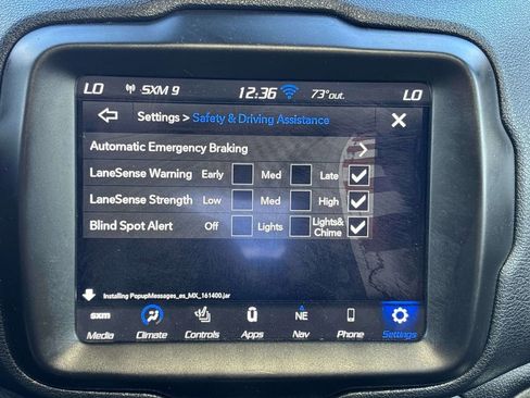 Used 2021 Jeep Renegade Latitude w/ Sun & Sound Group image 26