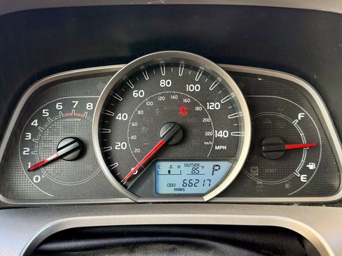 Used 2015 Toyota RAV4 XLE AWD/4WD image 21