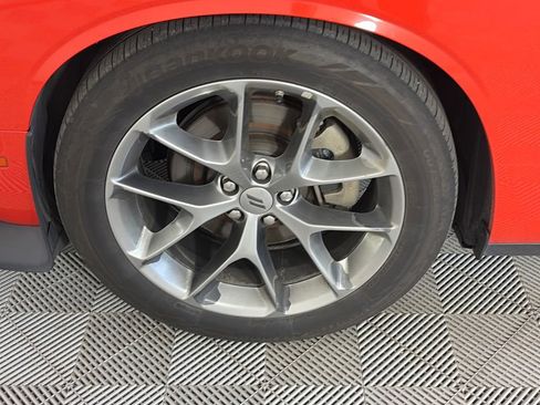 Used 2022 Dodge Challenger GT RWD image 8