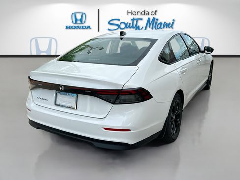 New 2025 Honda Accord SE image 6