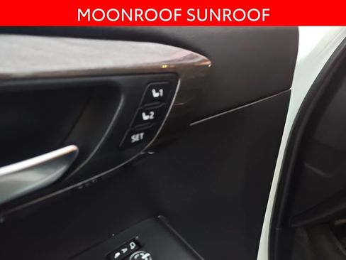 Used 2023 Toyota Highlander Limited AWD/4WD image 6