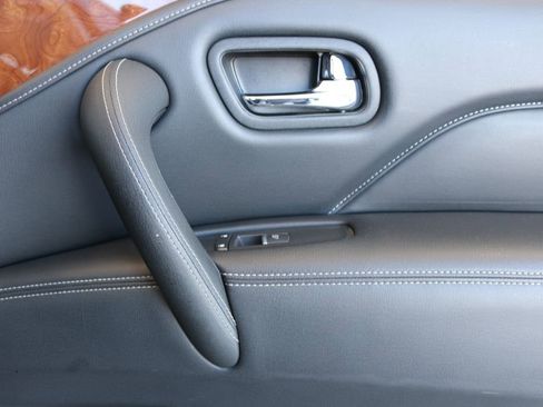 Used 2019 INFINITI QX80 Luxe w/ Proassist Package image 35