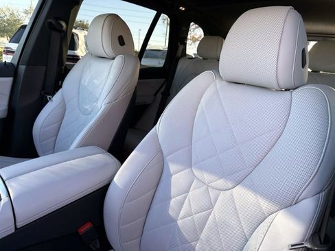 Certified 2023 BMW X5 xDrive40i w/ Premium Package image 21