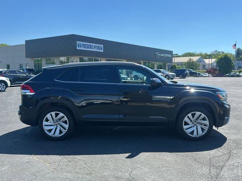 Used 2022 Volkswagen Atlas Cross Sport SE AWD/4WD image 9
