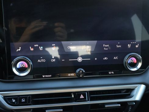 Used 2023 Lexus RX 350 Premium Plus image 25