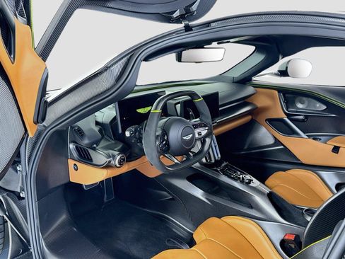 Used 2026 Aston Martin Valhalla AWD/4WD image 16