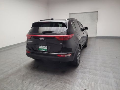 Used 2018 Kia Sportage EX w/ Option Group 040 FWD image 7