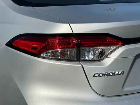 Used 2025 Toyota Corolla LE image 22