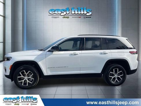 Certified 2024 Jeep Grand Cherokee Limited AWD/4WD image 4