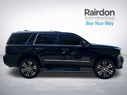 Used 2017 GMC Yukon Denali w/ Open Road Package AWD/4WD image 9