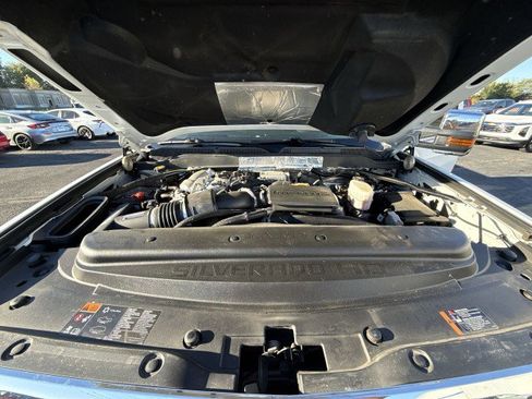 Certified 2019 Chevrolet Silverado 3500 High Country w/ Duramax Plus Package image 18