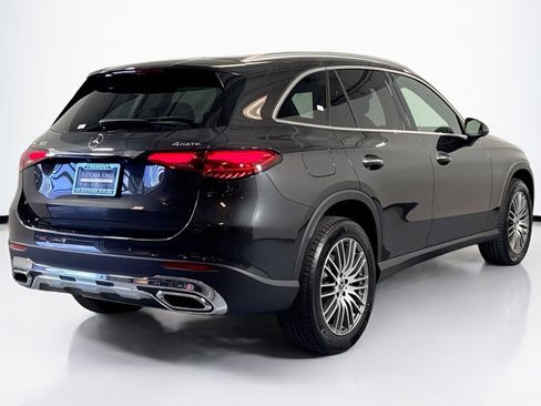 Used 2026 Mercedes-Benz GLC 300 4MATIC image 5