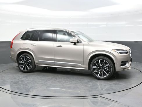 New 2025 Volvo XC90 B6 Plus w/ Protection Package Premier image 1