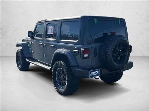 Used 2019 Jeep Wrangler Unlimited Sahara image 7