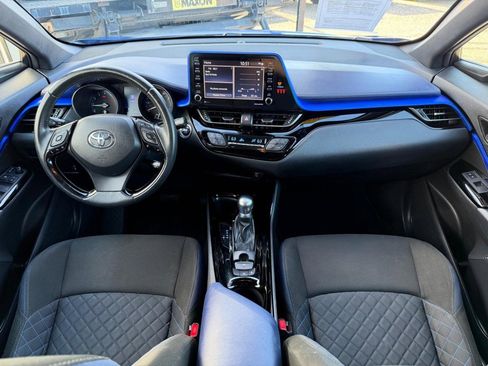 Used 2020 Toyota C-HR image 23