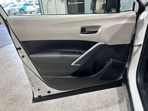 Certified 2025 Toyota Corolla Cross L FWD image 12