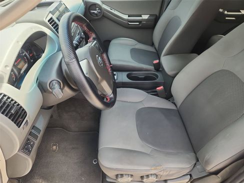 Used 2010 Nissan Xterra S AWD/4WD image 16