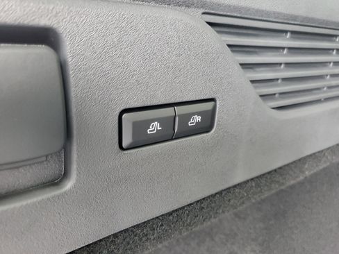 New 2026 Lincoln Nautilus Premier w/ Equipment Group 102A image 33