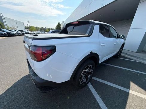 Used 2024 Hyundai Santa Cruz Limited AWD/4WD image 3