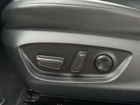 Used 2024 Toyota Camry SE FWD image 25