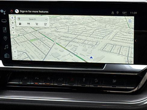 Certified 2025 Chevrolet Silverado 1500 High Country w/ Technology Package image 24