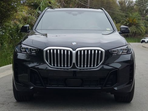 Used 2025 BMW X5 sDrive40i w/ Executive Package image 27