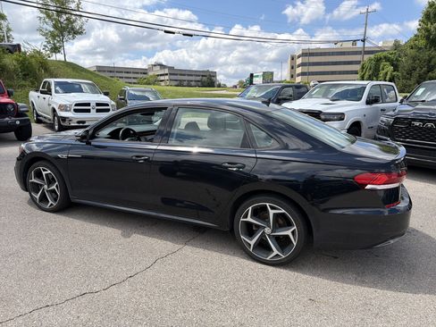 Used 2020 Volkswagen Passat 2.0T R-Line FWD image 7