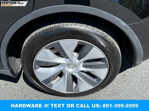 Used 2023 Tesla Model Y Long Range AWD/4WD image 13