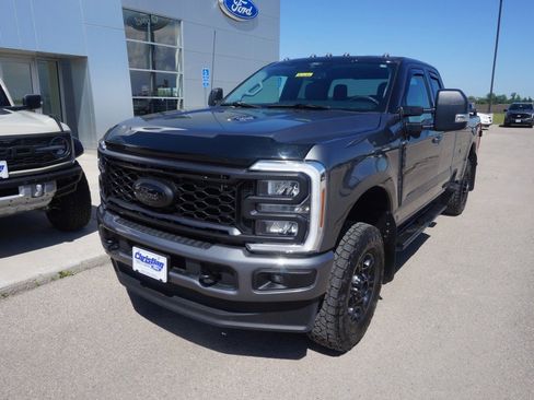 Used 2024 Ford F350 XLT w/ XLT Premium Package AWD/4WD image 8