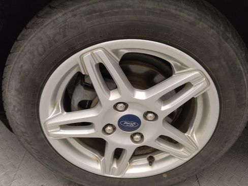 Used 2019 Ford Fiesta SE FWD image 31
