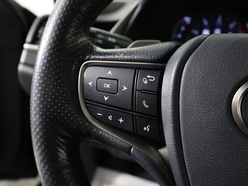 Used 2019 Lexus ES 350 F Sport w/ Accessory Package 2 FWD image 31
