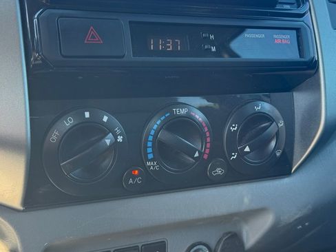 Used 2014 Toyota Tacoma 4x4 Double Cab image 25