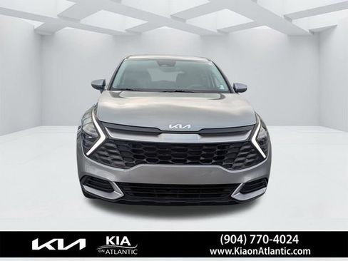 Used 2025 Kia Sportage LX FWD image 8