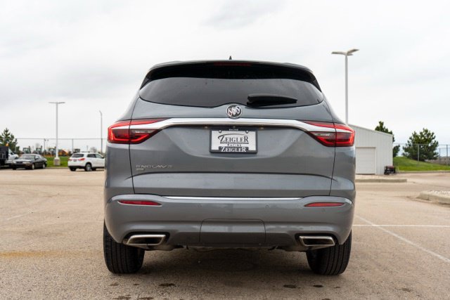 Used 2020 Buick Enclave Essence AWD/4WD image 6