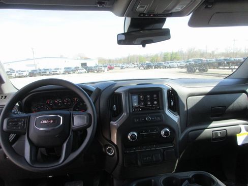 New 2026 GMC Sierra 1500 Pro w/ Pro Value Package image 15