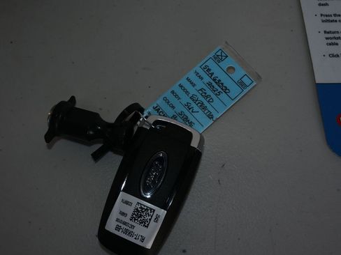 New 2025 Ford Expedition Active image 25