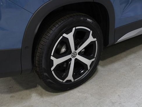 New 2026 Volkswagen Tiguan SE image 27