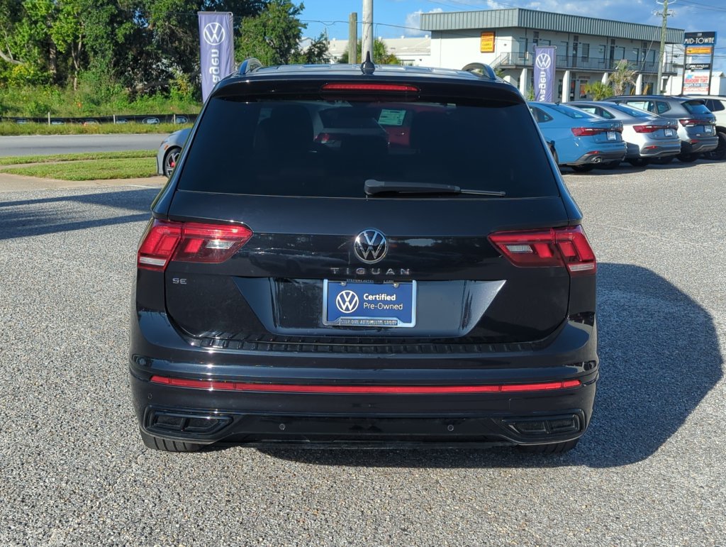 Certified 2023 Volkswagen Tiguan SE R-Line FWD image 6